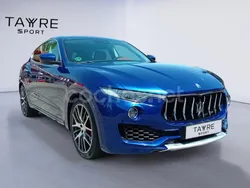 Azul Usado 2016 Maserati Levante SUV | 36.800 € (Caro)