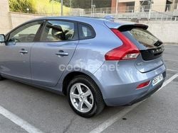 Azul Usado 2017 Volvo V40 Momentum Familiar | 15.000 € (Un poco caro)