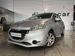 Plateado Usado 2015 Peugeot 208 Access Utilitario | 8250 € (Un poco caro)
