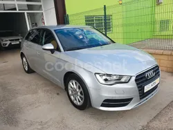 Gris / plata Usado 2014 Audi A3 Sportback Ambiente Berlina | 14.900 € (Precio justo)