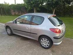 Gris / plata Usado 2004 Peugeot 206 Berlina | 1500 € (Buen precio)