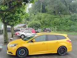 Amarillo Usado 2014 Ford Focus ST Familiar | 16.500 €