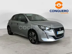 Gris / plata Usado 2023 Peugeot 208 Allure Utilitario | 16.200 € (Precio justo)