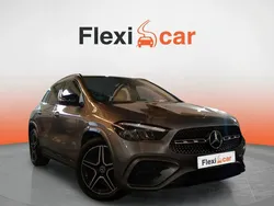 Gris Usado 2024 Mercedes GLA200 SUV | 36.490 € (Super precio)