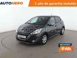 Gris Usado 2014 Peugeot 208 Style Utilitario | 7199 € (Precio justo)