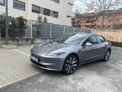 Eléctrico Nuevo 2025 Tesla Model 3 Berlina | 37.999 €