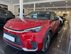 Rojo Usado 2024 Lexus LBX SUV | 35.900 € (Precio justo)