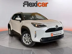 Blanco Nuevo 2024 Toyota Yaris Hybrid Active | 22.790 € (Precio justo)