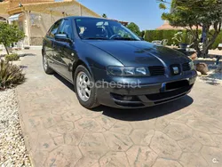 Gris / plata Usado 2000 Seat Leon Sport Berlina | 2500 € (Buen precio)