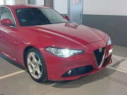 Rojo Usado 2017 Alfa Romeo Giulia Super Berlina | 17.500 € (Precio justo)