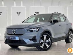 Gris Usado 2023 Volvo XC40 Core SUV | 28.900 € (Precio justo)