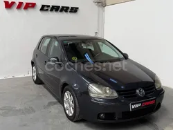 Azul Usado 2004 VW Golf IV Trendline Berlina | 3799 € (Precio justo)