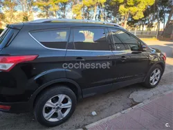 Negro Usado 2016 Ford Kuga Titanium SUV | 13.400 € (Precio justo)