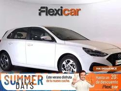 Blanco Usado 2024 Hyundai i30 Berlina | 19.190 € (Un poco caro)