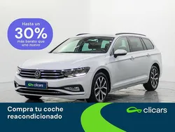 Gris Usado 2022 VW Passat Executive Familiar | 21.990 € (Precio justo)