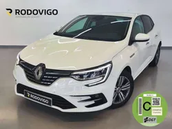 Blanco Usado 2021 Renault Mégane IV Zen Utilitario | 17.900 € (Precio justo)