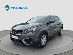 Gris Usado 2019 Peugeot 5008 Active Monovolumen | 15.990 € (Precio justo)