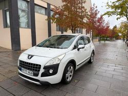Blanco Usado 2011 Peugeot 3008 Premium Berlina | 5900 € (Precio justo)