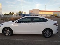 Blanco Usado 2019 Hyundai i30 Berlina | 15.000 € (Precio justo)