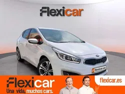 Blanco Usado 2017 Kia Ceed GT Berlina | 11.790 € (Precio justo)
