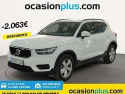 Blanco Usado 2020 Volvo XC40 Momentum SUV | 20.637 € (Precio justo)