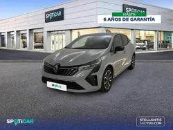 Gris Usado 2024 Renault Clio V Techno Berlina | 17.990 € (Precio justo)