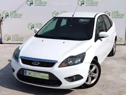 Blanco Usado 2010 Ford Focus Trend Utilitario | 5250 € (Precio justo)
