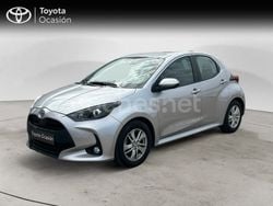 Gris / plata Usado 2024 Toyota Yaris Berlina | 18.450 € (Buen precio)