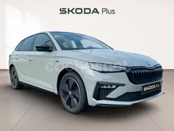 Gris / plata Usado 2025 Skoda Scala Monte Carlo Utilitario | 25.975 € (Caro)