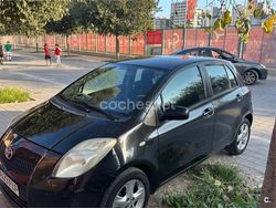 Negro Usado 2007 Toyota Yaris Berlina | 4000 € (Buen precio)