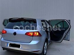 Gris / plata Usado 2015 VW Golf VII Advance Berlina | 7750 € (Buen precio)