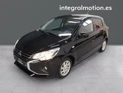 Negro Usado 2024 Mitsubishi Space Star Motion Berlina | 13.800 € (Precio justo)