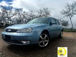 Gris / plateado Usado 2006 Ford Mondeo Futura Berlina | 3000 € (Un poco caro)