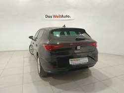 Negro Usado 2023 Seat Leon Style Berlina | 18.900 € (Precio justo)