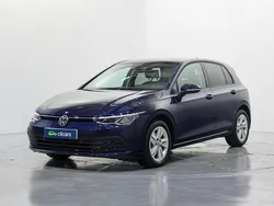 Azul Usado 2022 VW Golf VIII Life Berlina | 23.990 € (Precio justo)