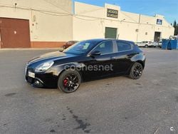 Negro Usado 2015 Alfa Romeo Giulietta Distinctive Berlina | 7900 € (Precio justo)