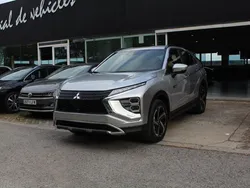 Gris / plata Usado 2022 Mitsubishi Eclipse Cross SUV | 20.450 € (Precio justo)