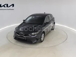 Negro Nuevo 2024 Kia Ceed Berlina | 19.740 € (Precio justo)