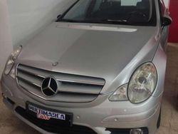 Gris Usado 2008 Mercedes R320 Monovolumen | 8800 € (Buen precio)