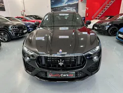 Negro Usado 2020 Maserati Levante SUV | 49.900 € (Precio justo)