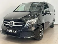 Negro Usado 2023 Mercedes V220 Avantgarde Monovolumen | 52.000 € (Precio justo)