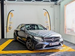 Gris / plata Usado 2019 Mercedes C300 Familiar | 28.000 € (Precio justo)