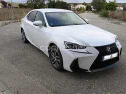Blanco Usado 2019 Lexus IS300h Executive Line Berlina | 25.900 € (Un poco caro)