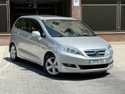 Gris / plata Usado 2004 Honda FR-V Executive Monovolumen | 5490 € (Precio justo)