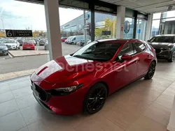 Rojo Usado 2025 Mazda 3 Homura-Line Berlina | 26.900 €
