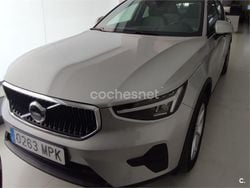 Gris / plata Usado 2024 Volvo XC40 Core SUV | 29.900 € (Buen precio)