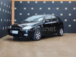 Negro Usado 2009 Chevrolet Lacetti CDX Berlina | 3990 € (Precio justo)