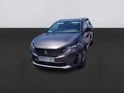 Gris Usado 2022 Peugeot 5008 Allure Monovolumen | 21.200 € (Precio justo)