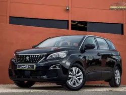 Negro Usado 2020 Peugeot 5008 Active Monovolumen | 16.900 € (Precio justo)