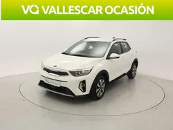 Usado 2021 Kia Stonic SUV | 15.700 € (Precio justo)